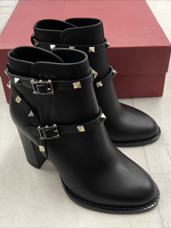 Valentino Garavani Shoes - Valentino Rockstud Ankle Boots